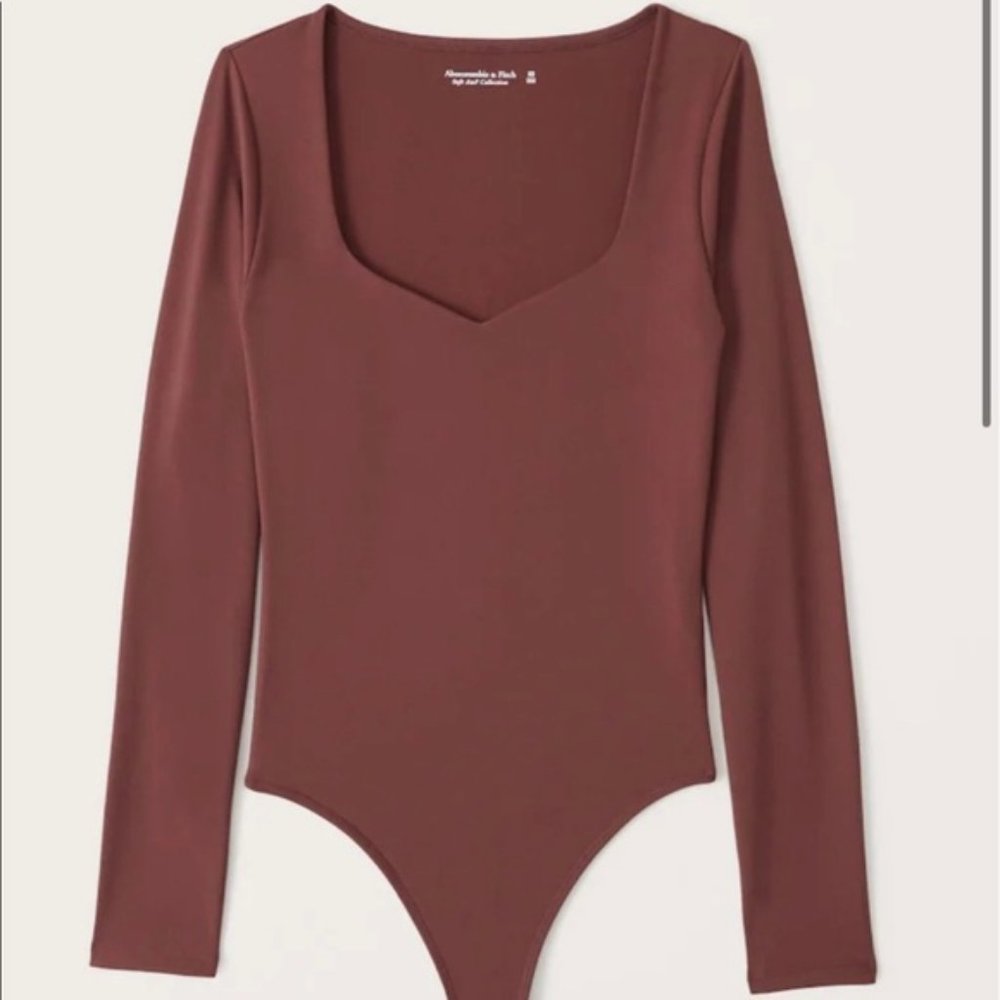 A&F Long-Sleeve Sweetheart Bodysuit (XXS)